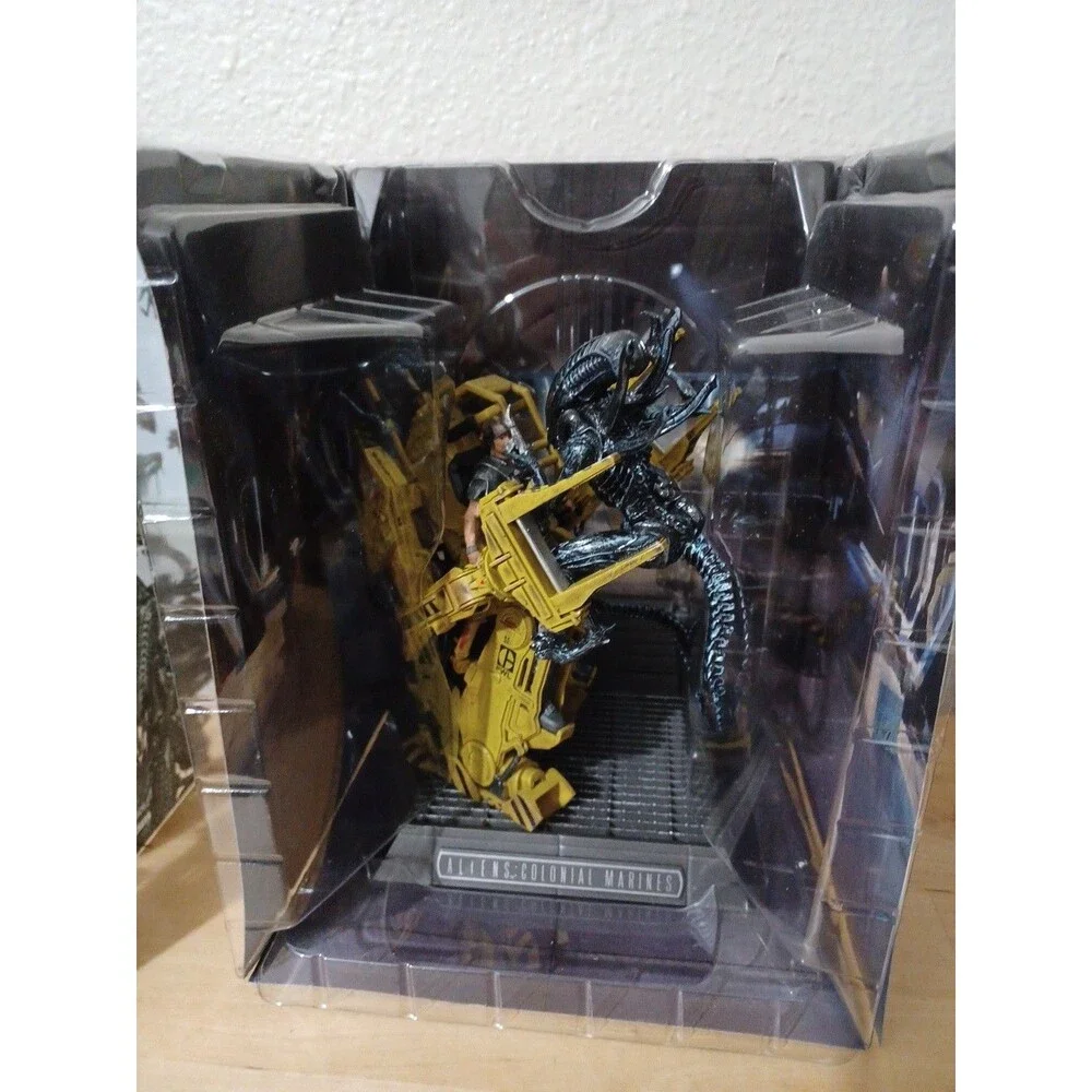 Aliens: Colonial Marines Collector's Edition Walmart Microsoft Xbox 360 (2013)